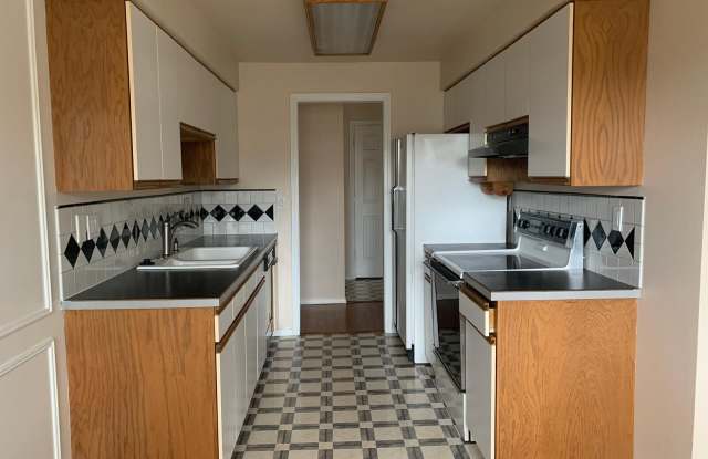 17208 Northeast 45th Street - 17208 Northeast 45th Street, Redmond, WA 98052