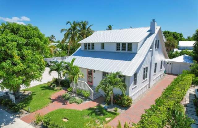 342 PALM Avenue photos photos
