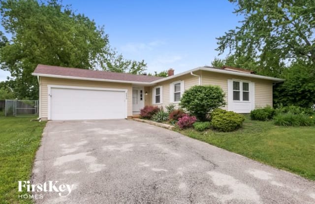 2450 North Crescent Lane - 2450 Crescent Lane South, Aurora, IL 60504