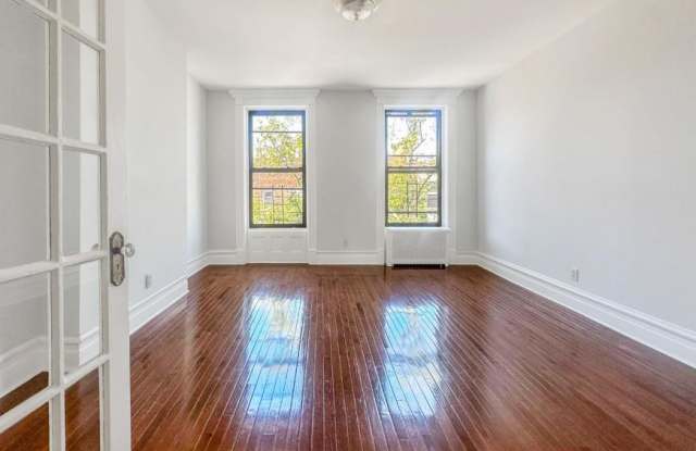 507 HENRY ST. Gallery 3