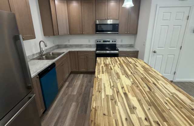 Preston 3574** Gallery 4