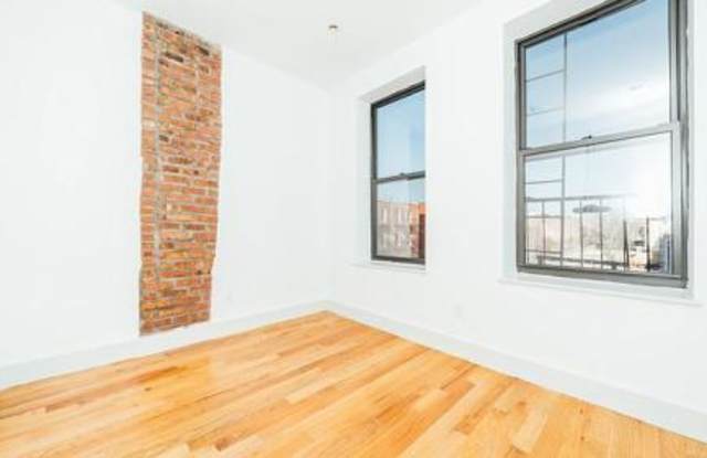 867 Knickerbocker Ave Gallery 4