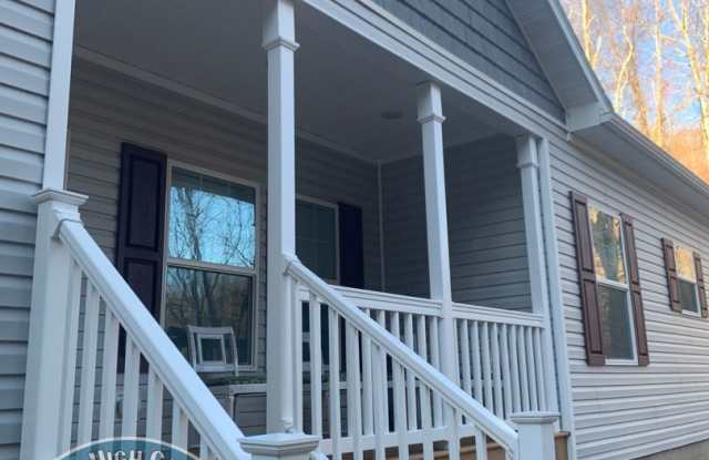 Modern Home Near New Market Center and Downtown Boone - 227 Meadow Pines Trail, Watauga County, NC 28607