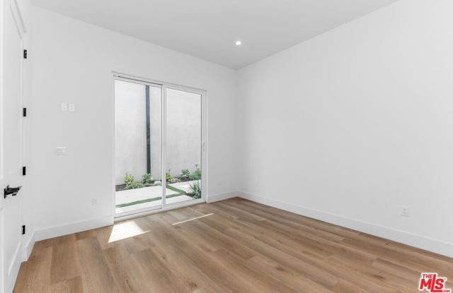 1834 Echo Park Avenue Gallery 3