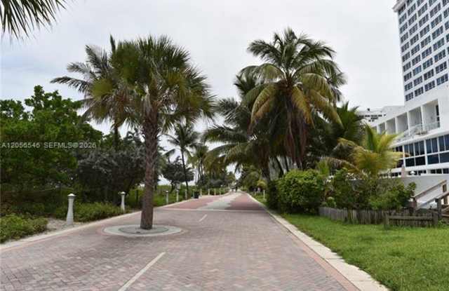5555 Collins Ave cu-8K, Miami Beach, FL 33140 Gallery 3