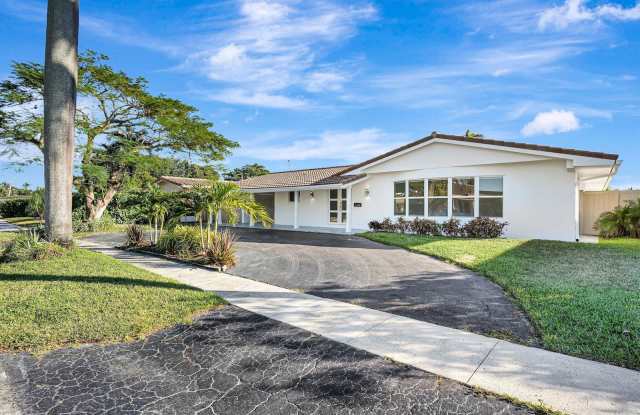 1478 Northeast 57th Court Gallery 1