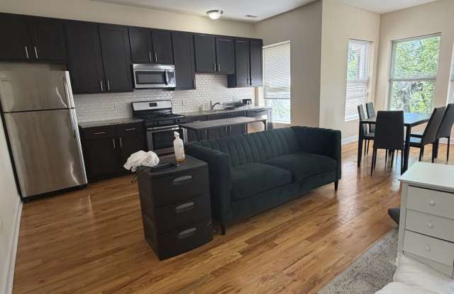 5442 South Woodlawn Avenue photos photos