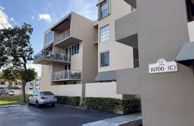 10700 SW 108th Ave photos photos