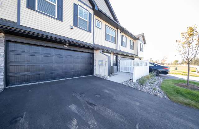 5147 Long Pointe Pass photos photos