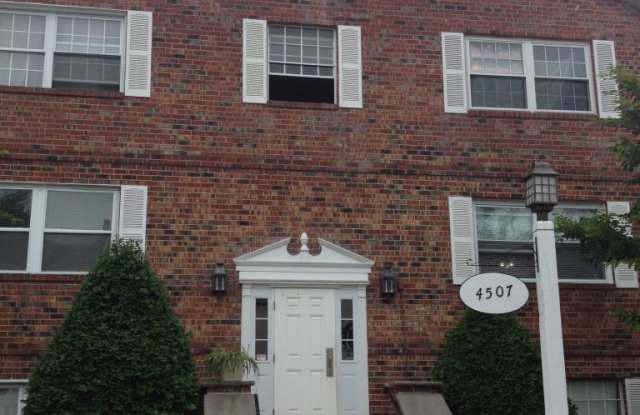 Spacious One Bedroom/One Bathroom Apartment in Montpelier Village with Panoramic Balcony Views will be Available April 10th! GAS, ELECTRIC  WATER ARE INCLUDED! photos photos