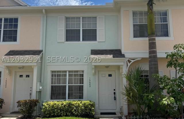 16682 Hemingway Dr photos photos