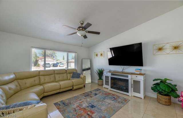 6149 Vista Verde Gallery 3