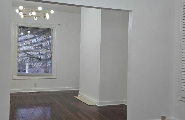 1428 S Floyd St photos photos