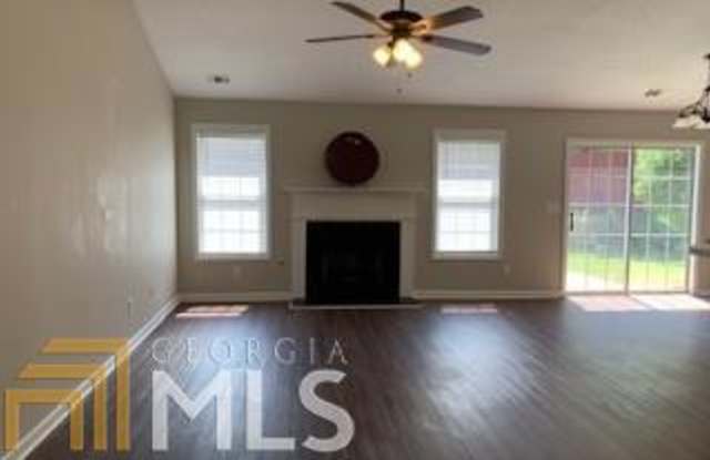 1141 Riverside Run Ln Gallery 2