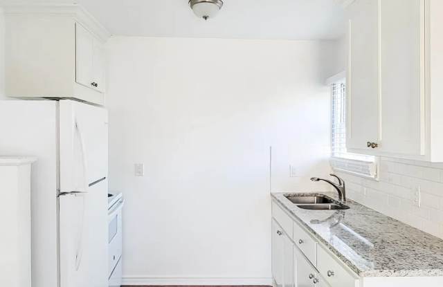 1607 West Ave - 1607 West Avenue, Waco, TX 76707