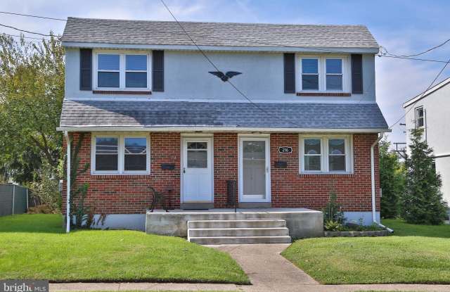 216 SHEWELL AVENUE photos photos