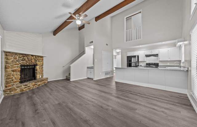 Silver Falls Townhomes photos photos