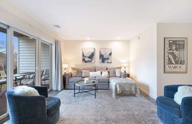 34 Montauk Highway Gallery 4
