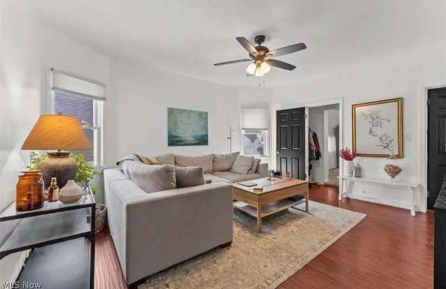 3915 John Avenue photos photos