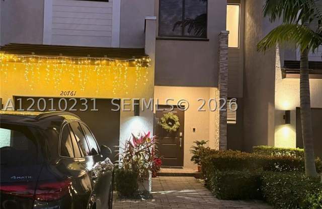 20761 NE 2nd Ct Gallery 1