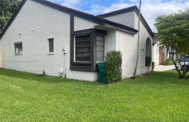 12393 SW 94th Ln - 12393 Southwest 94th Lane, The Crossings, FL 33186