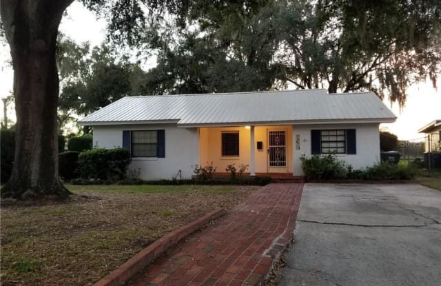 2941 OXFORD AVENUE - 2941 Oxford Avenue, Lakeland, FL 33803