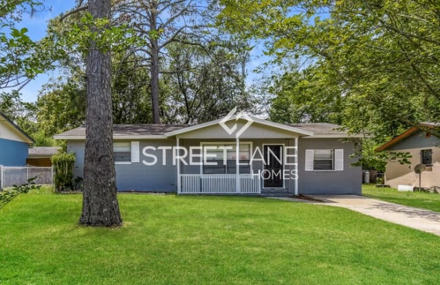 8336 Gullege Drive - 8336 Gullege Drive, Jacksonville, FL 32219