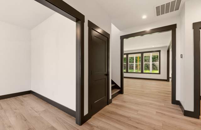5704 Gaboury Ln Gallery 4
