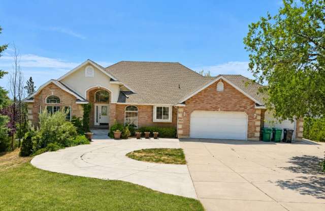 Spacious 4 Bed, 5 Bath Home with 3-Car Garage in Layton! photos photos