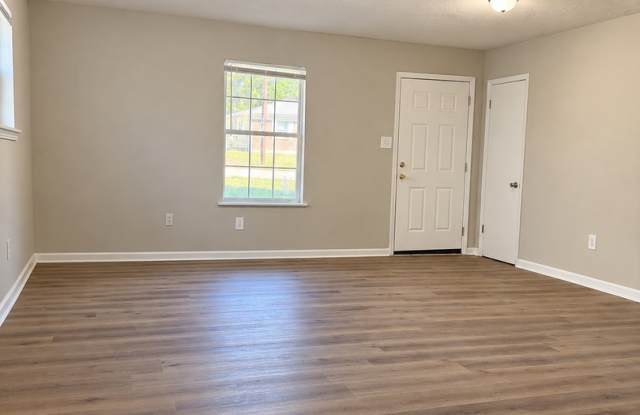 Welcome to this cozy, well-maintained single-family home located in a quiet Jackson neighborhood. Gallery 3