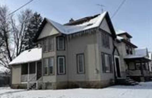 731 Scott Ave photos photos