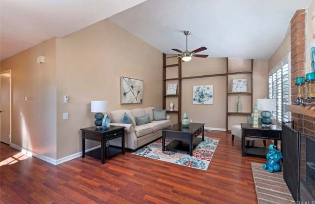 27647 Via Granados Gallery 3