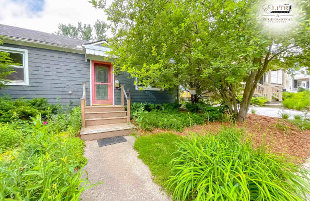 213 W Summit St photos photos