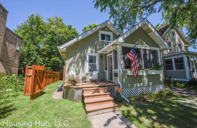 1083 Selby Ave - 1083 Selby Avenue, St. Paul, MN 55104
