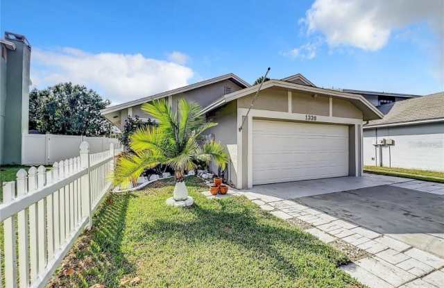1339 BRAMBLEWOOD DRIVE photos photos