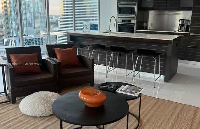 200 Biscayne Boulevard Gallery 4