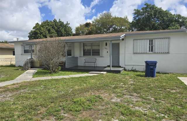 15741 NW 38th Pl photos photos