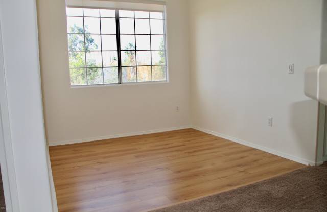 17809 Halsted Street Gallery 4