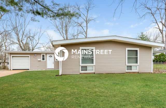 955 Robinwood Drive - 955 Robinwood Drive, Florissant, MO 63033