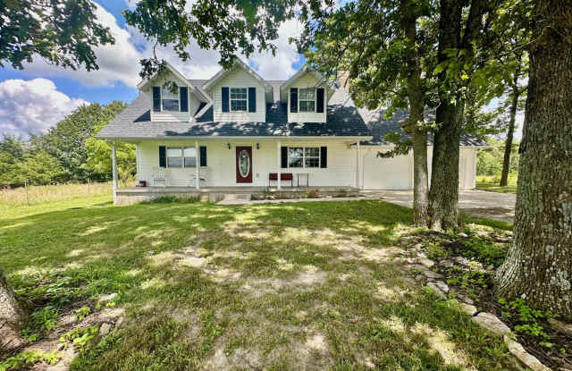 3 bed 2 bath in Marshfield photos photos