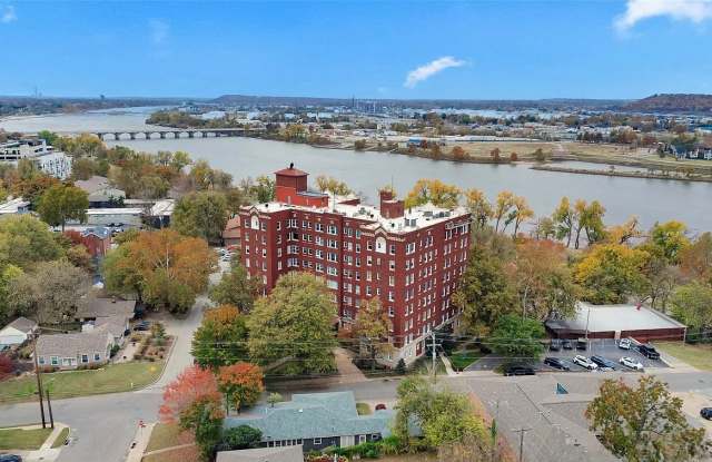 1500 S Frisco Ave Apt 2D photos photos