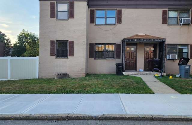 147-03 71 Avenue photos photos