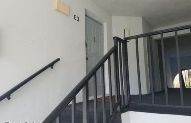 1182 Pineridge Circle W. Unit E3 Gallery 2