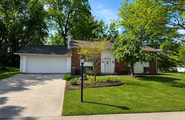 Large 5 Bedroom Home - West Lafayette photos photos