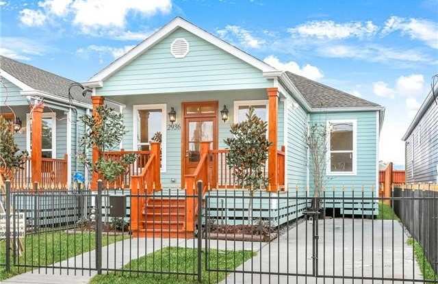 2936 EAGLE Street photos photos