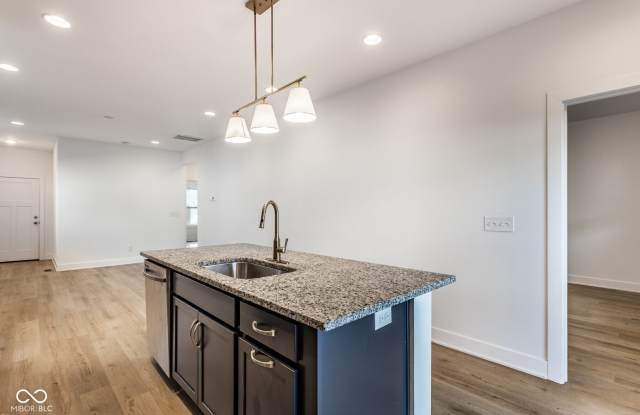 4834 Crittenden Avenue Gallery 4