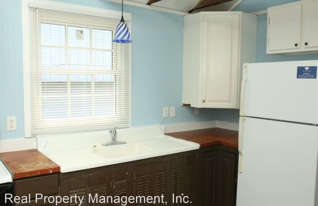 346 10-1/2 St NW - 346 10 1/2 St NW, Charlottesville, VA 22903