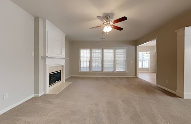 6740 Waveland Drive Gallery 3