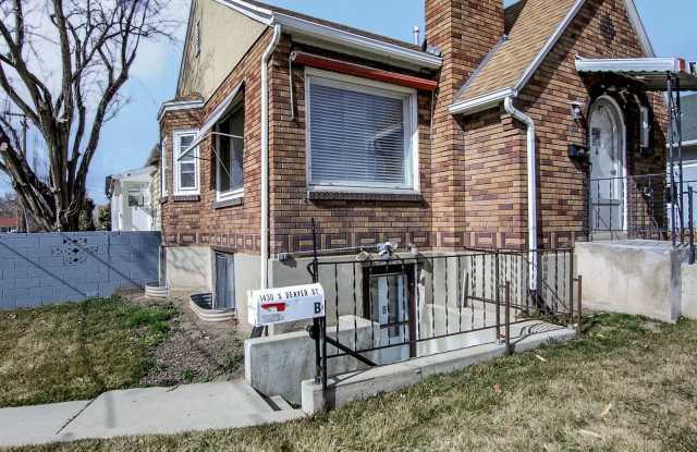 1430 Denver Street photos photos