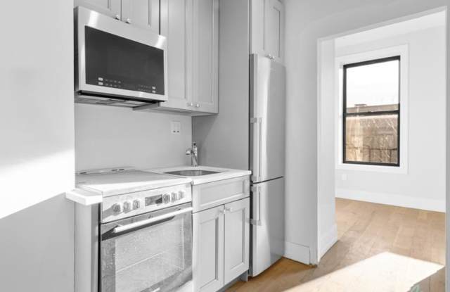 221 East 10th Street Gallery 2